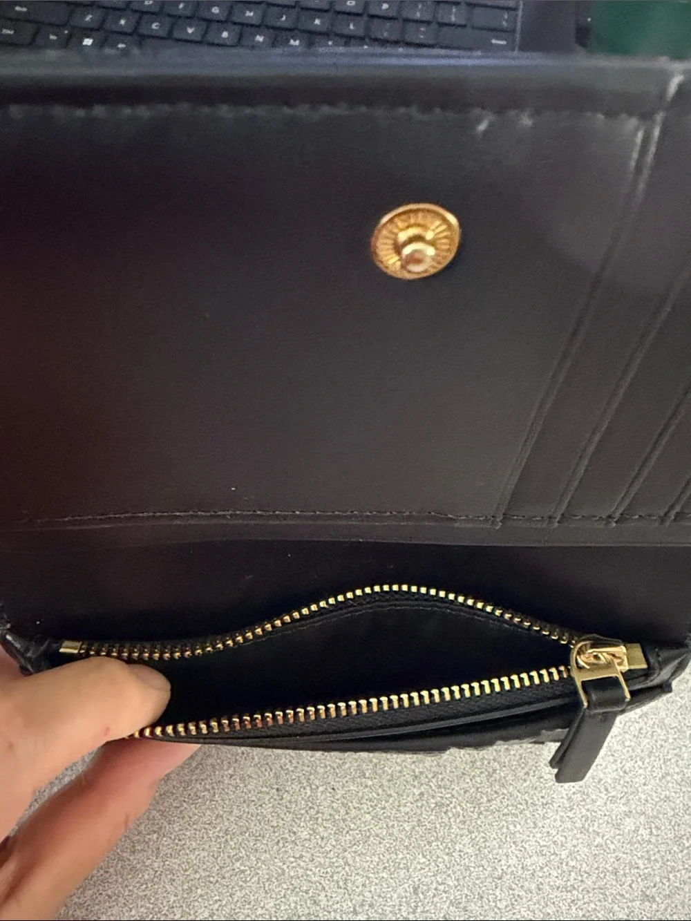 Tory Burch Willa Medium Wallet with Gold Logo